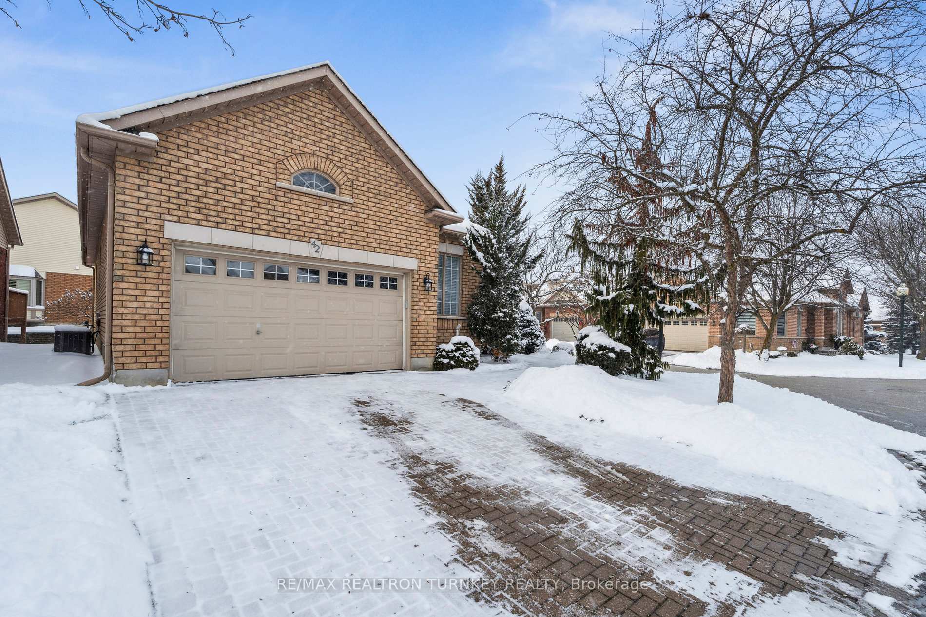 Photo 3 of Unit 32, 42 Sunset Boulevard, New Tecumseth, Alliston — HOMEH