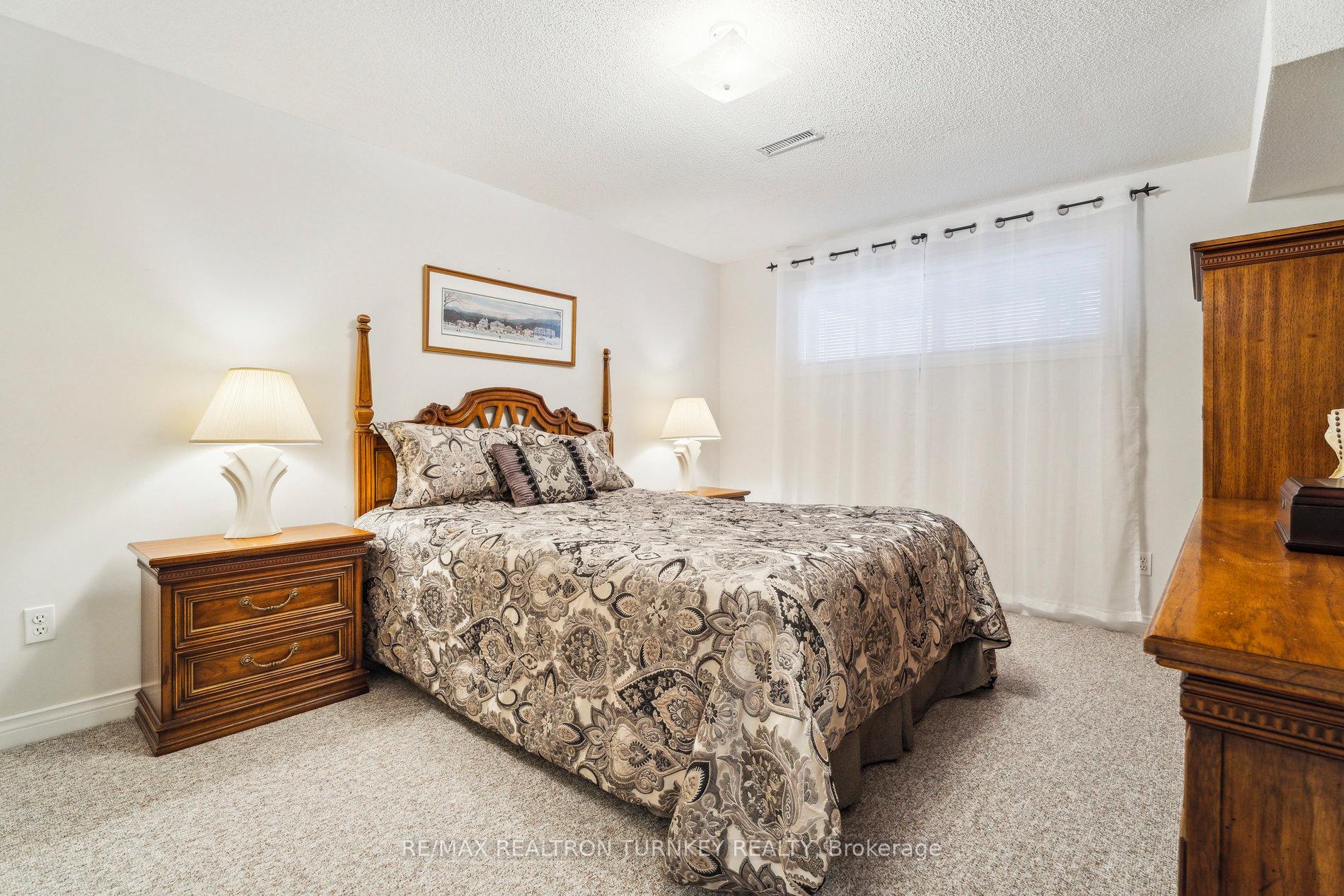 Photo 23 of Unit 32, 42 Sunset Boulevard, New Tecumseth, Alliston — HOMEH