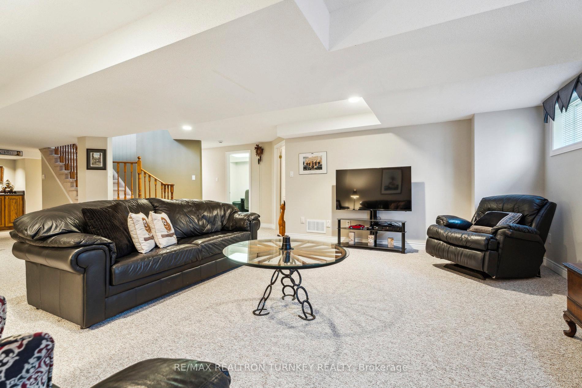 Photo 25 of Unit 32, 42 Sunset Boulevard, New Tecumseth, Alliston — HOMEH