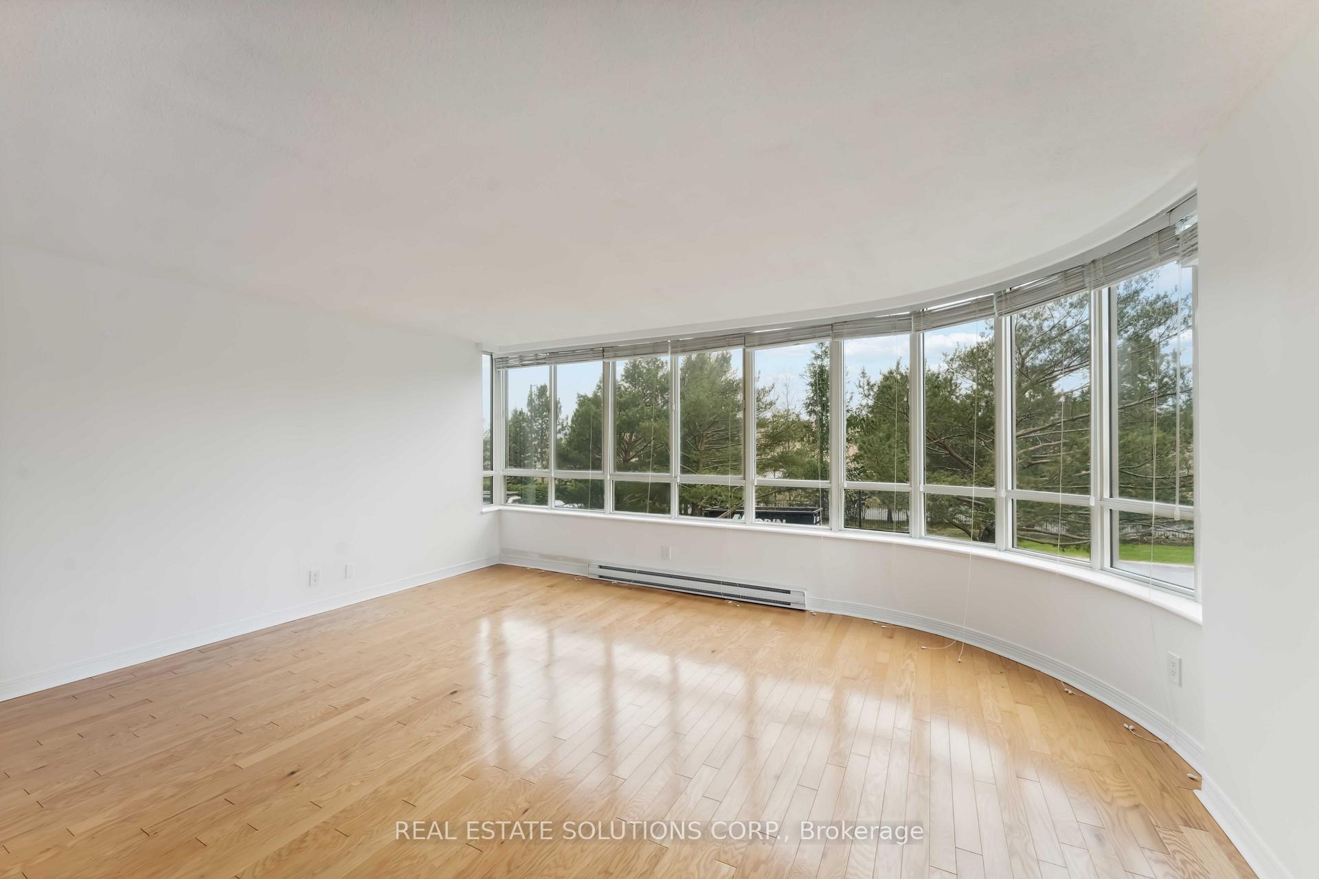 Photo 18 of Unit 214, 100 Grant Carman Drive, Ottawa, Borden Farm/Stewart Farm/Carleton Heights/Parkwood Hills — HOMEH