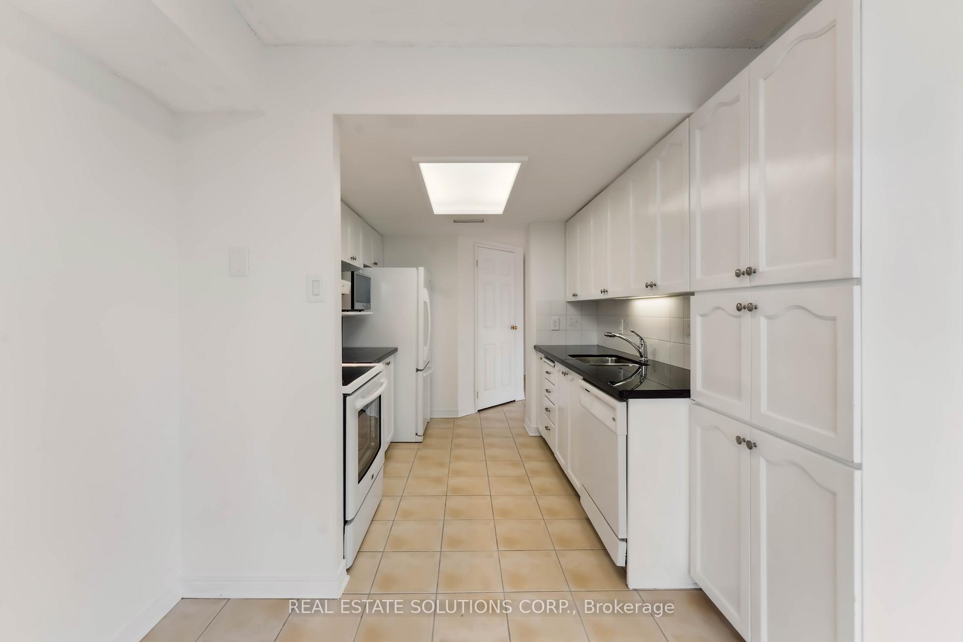 Photo 19 of Unit 214, 100 Grant Carman Drive, Ottawa, Borden Farm/Stewart Farm/Carleton Heights/Parkwood Hills — HOMEH
