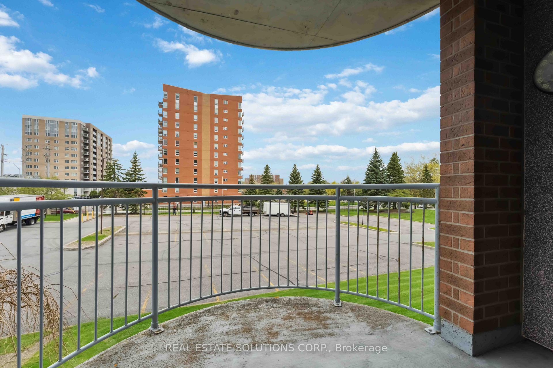 Photo 35 of Unit 214, 100 Grant Carman Drive, Ottawa, Borden Farm/Stewart Farm/Carleton Heights/Parkwood Hills — HOMEH