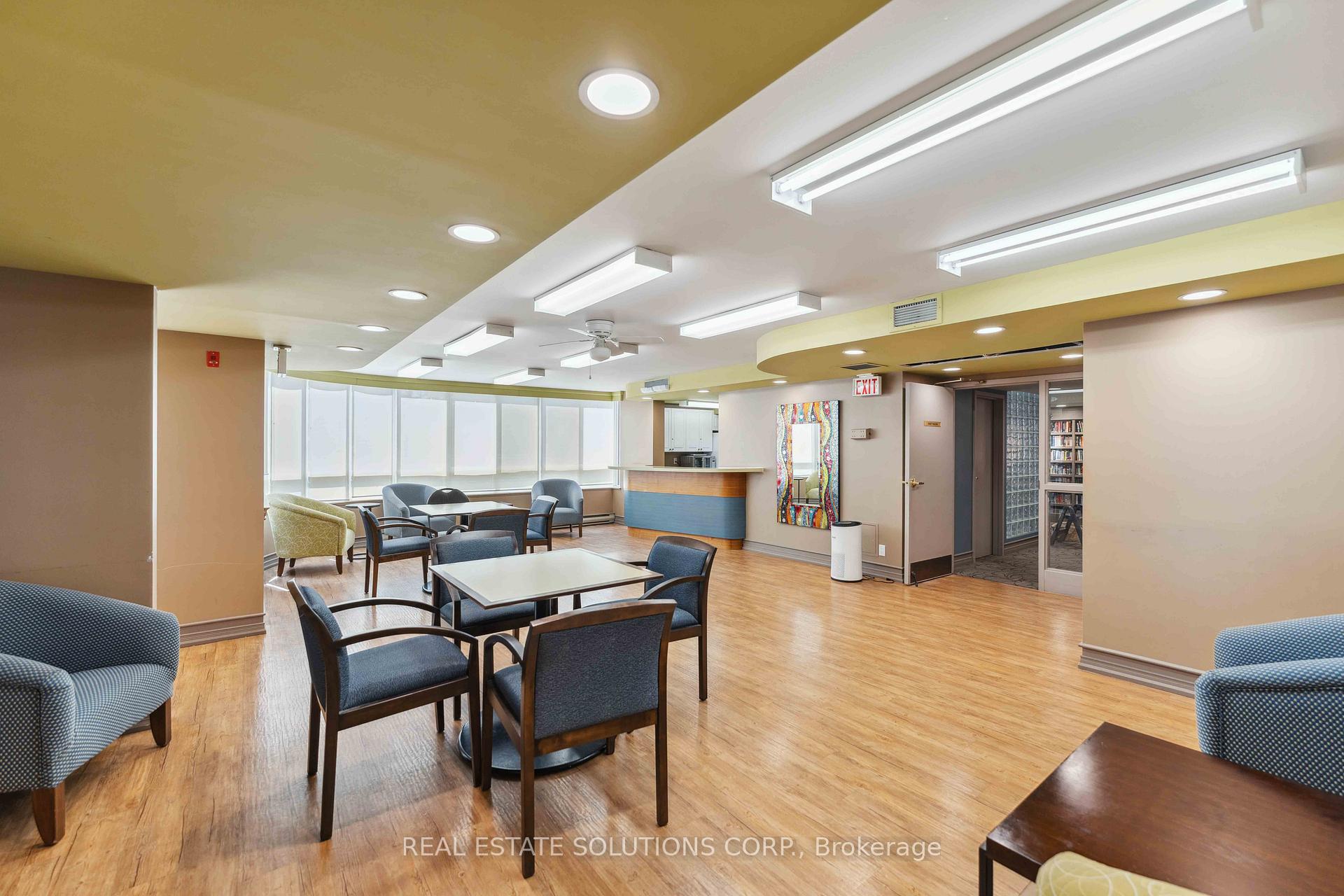 Photo 41 of Unit 214, 100 Grant Carman Drive, Ottawa, Borden Farm/Stewart Farm/Carleton Heights/Parkwood Hills — HOMEH