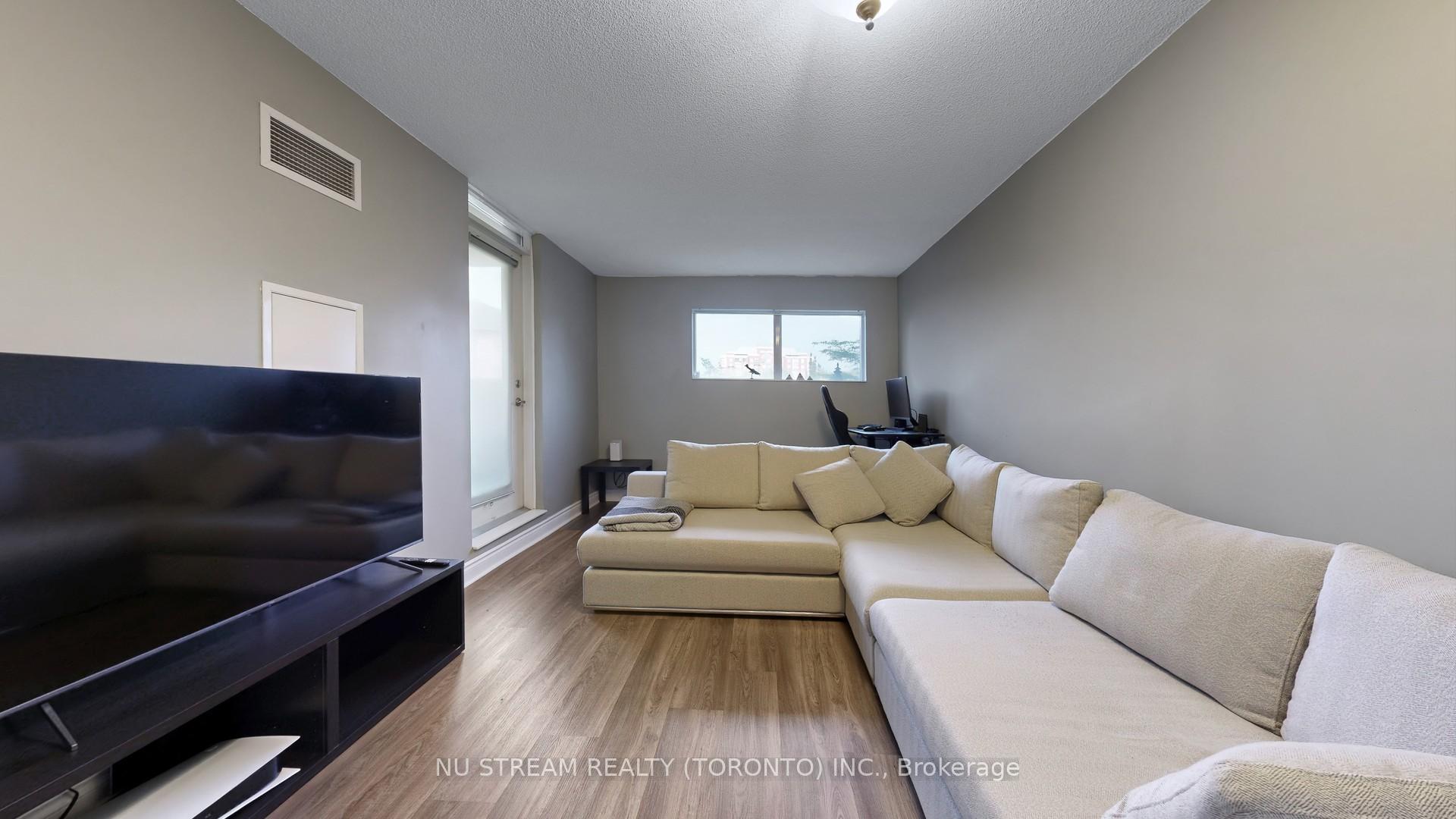 Photo 13 of Unit 215, 51 Saddlecreek Drive, Markham, Commerce Valley — HOMEH