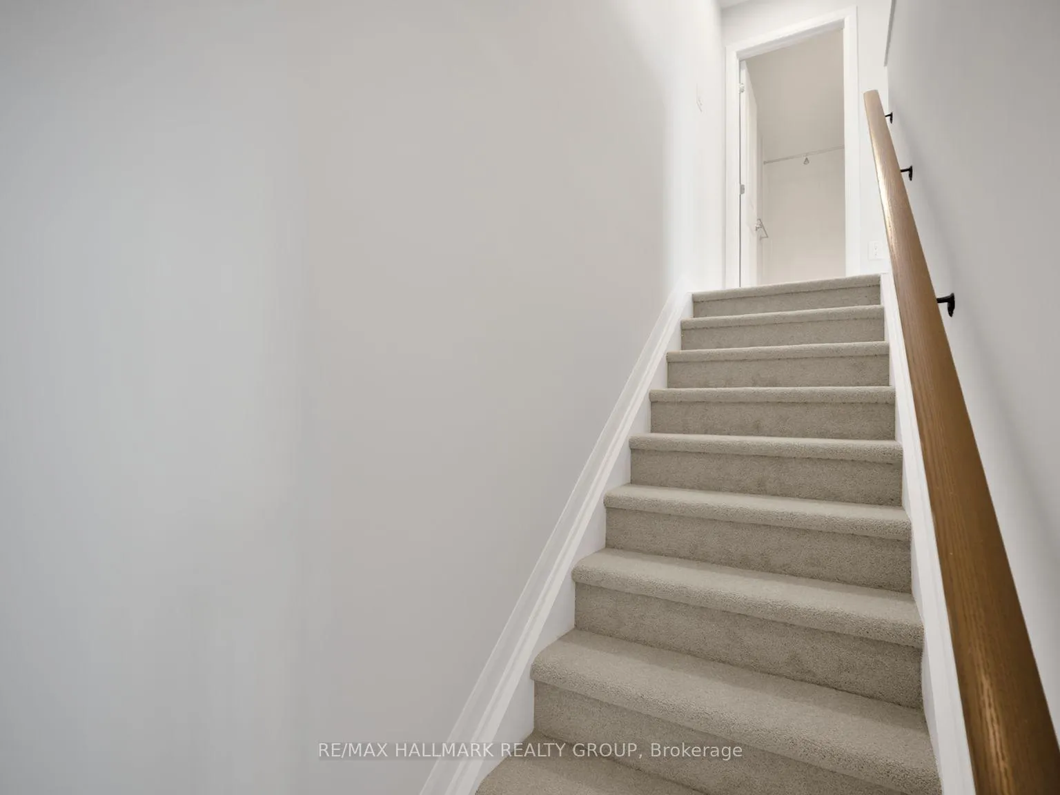 Photo 9 of Unit #11, 701 Glenroy Gilbert Drive, Ottawa, Barrhaven - Strandherd — HOMEH