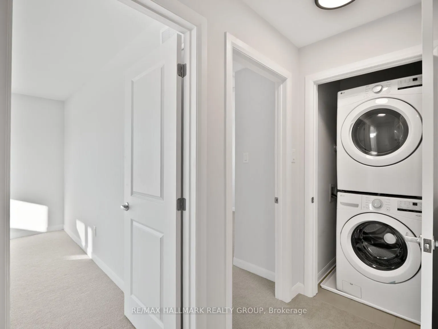 Photo 10 of Unit #11, 701 Glenroy Gilbert Drive, Ottawa, Barrhaven - Strandherd — HOMEH