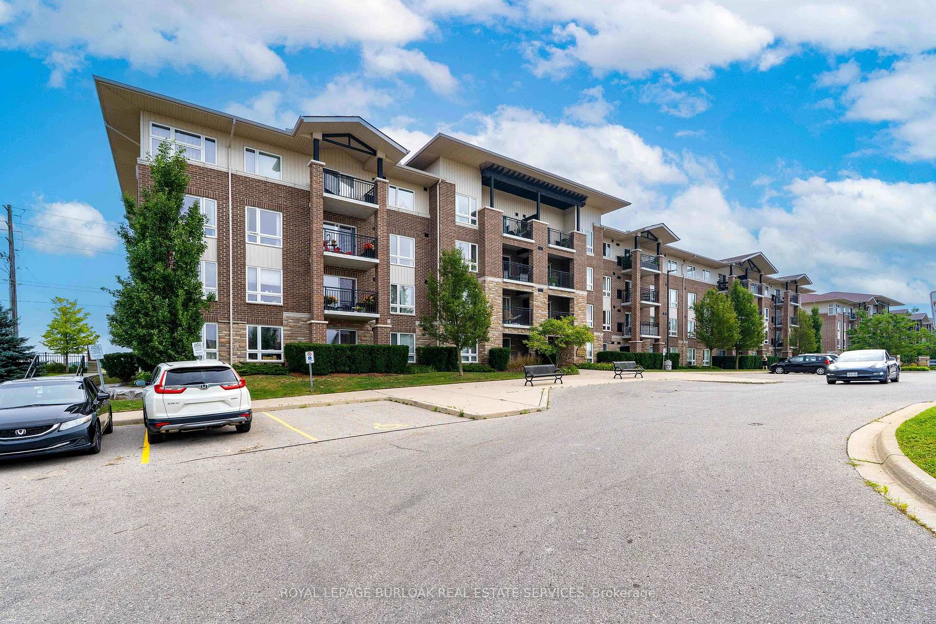 Front of Unit 307, 67 Kingsbury Square