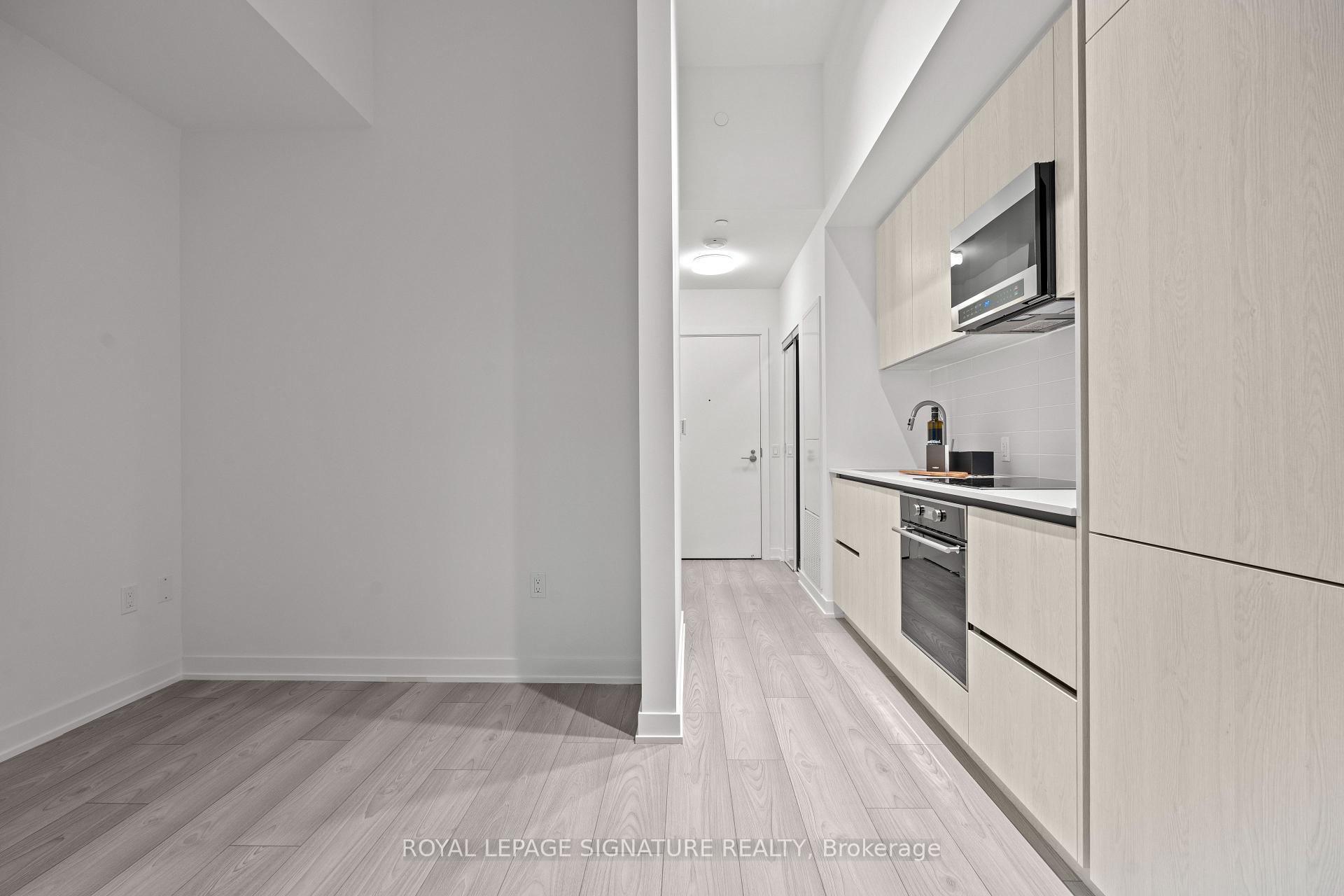 Photo 7 of Unit 608S, 110 Broadway Avenue, Toronto, Mount Pleasant West — HOMEH