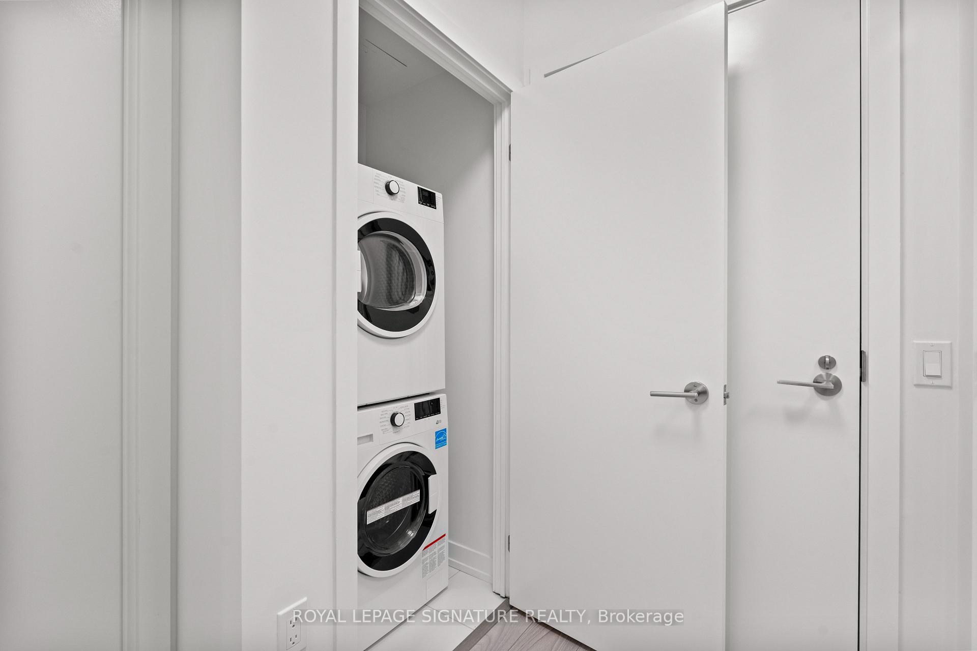 Photo 9 of Unit 608S, 110 Broadway Avenue, Toronto, Mount Pleasant West — HOMEH