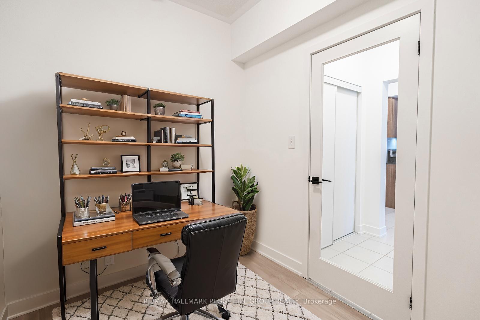 Photo 8 of Unit 614, 4 Spice Way, Barrie, Rural Barrie Southeast — HOMEH