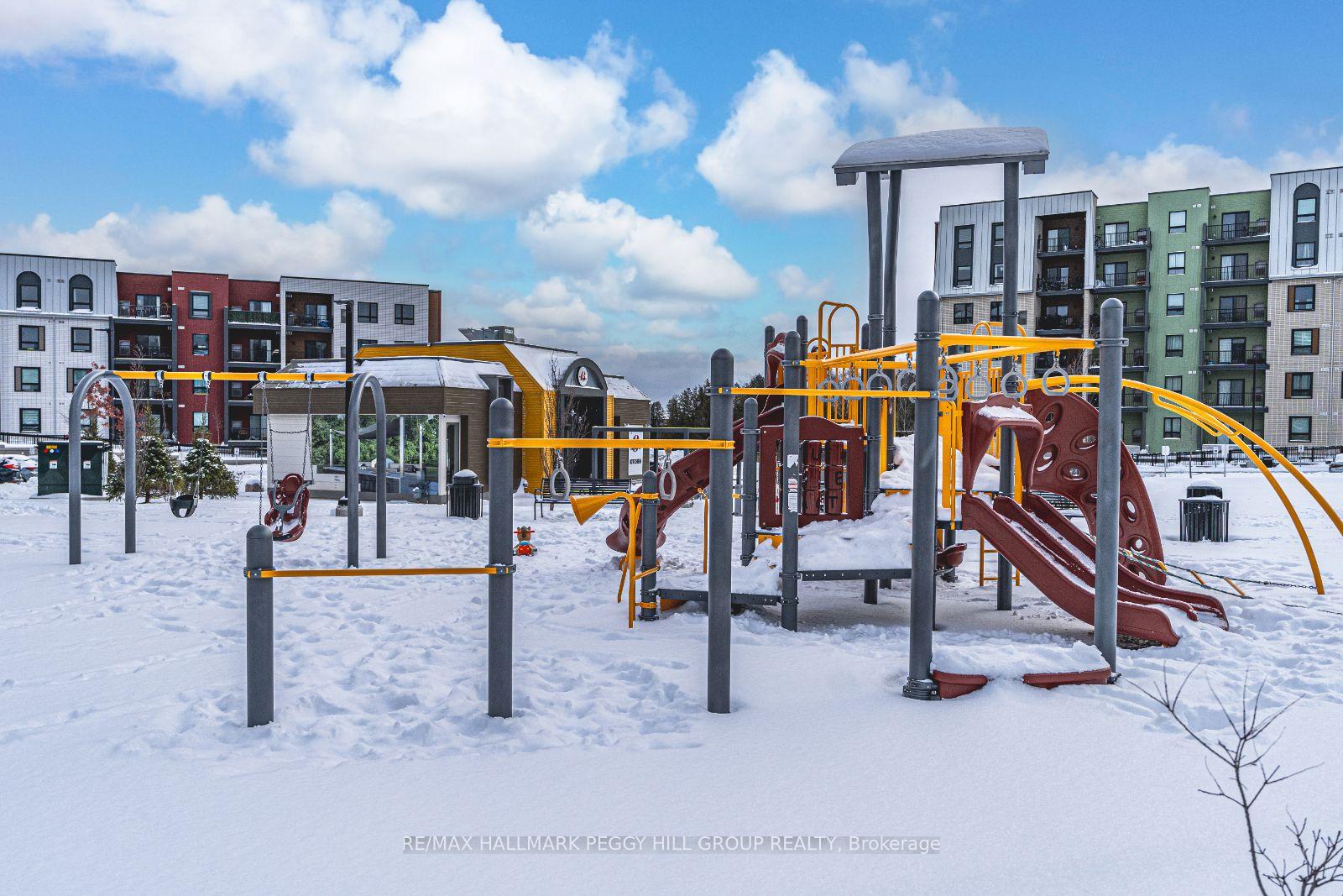 Photo 16 of Unit 614, 4 Spice Way, Barrie, Rural Barrie Southeast — HOMEH