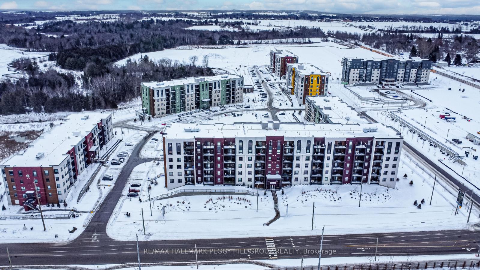 Photo 17 of Unit 614, 4 Spice Way, Barrie, Rural Barrie Southeast — HOMEH