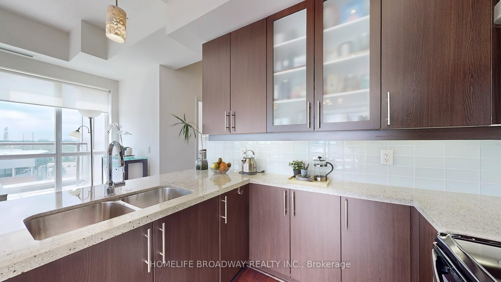 Photo 19 of Unit 902, 1 Upper Duke Crescent, Markham, Unionville — HOMEH