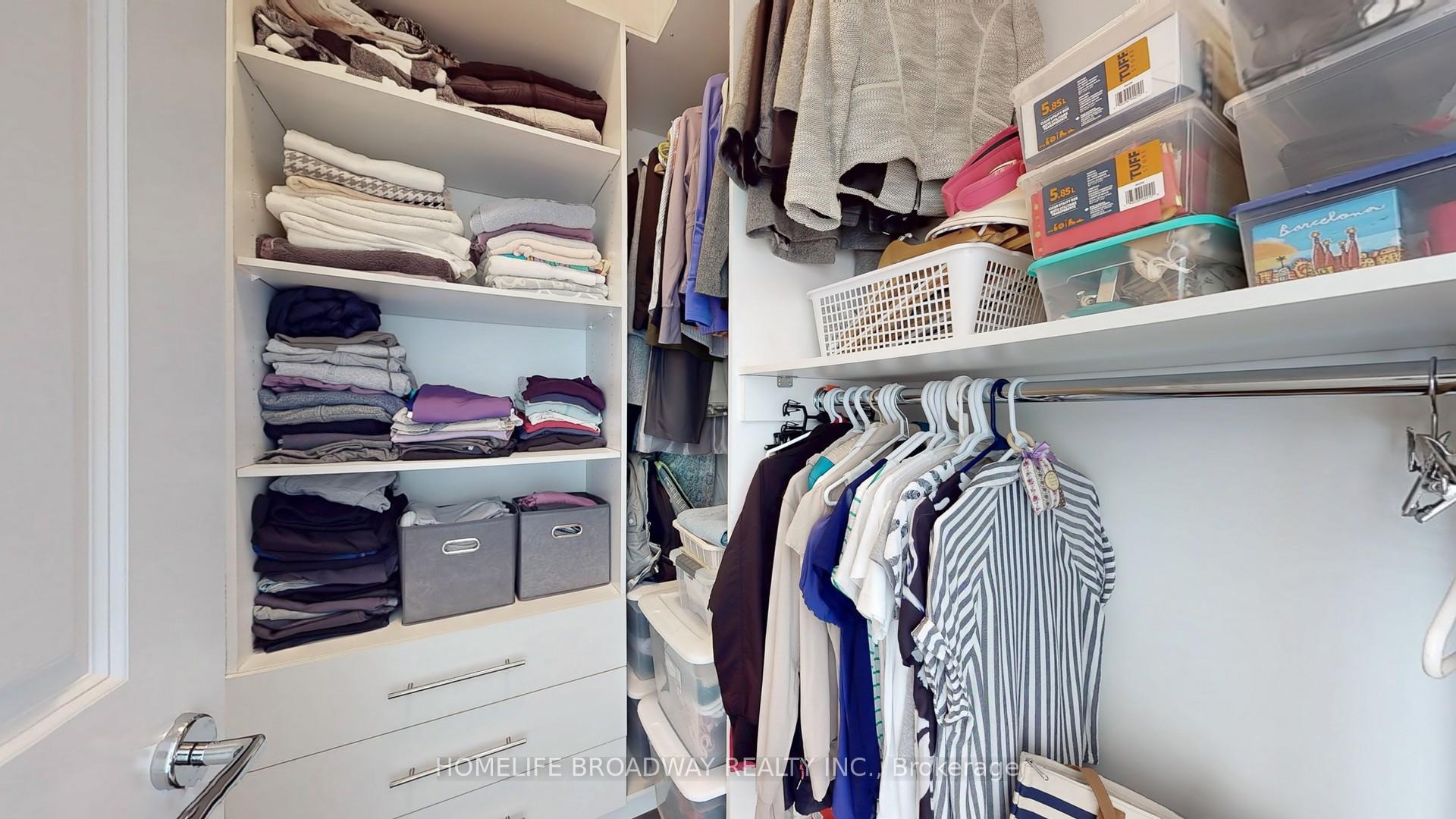 Photo 24 of Unit 902, 1 Upper Duke Crescent, Markham, Unionville — HOMEH