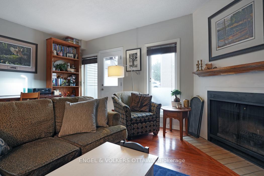 Photo 8 of 403 Pickford Drive, Ottawa, Kanata - Katimavik — HOMEH