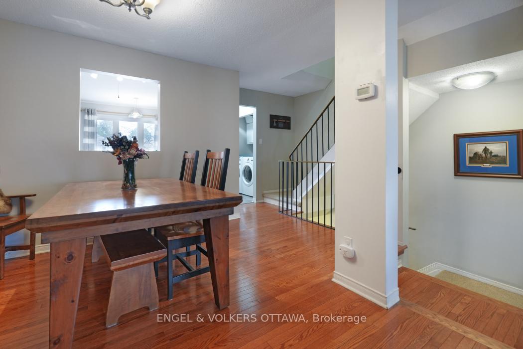 Photo 11 of 403 Pickford Drive, Ottawa, Kanata - Katimavik — HOMEH