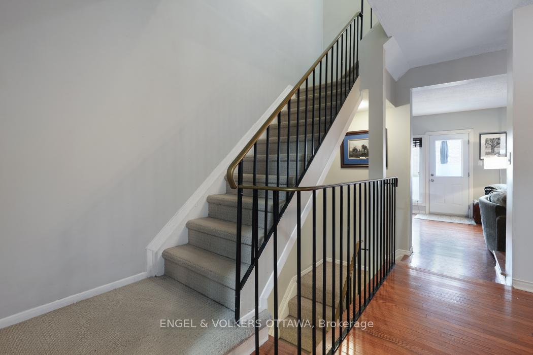 Photo 18 of 403 Pickford Drive, Ottawa, Kanata - Katimavik — HOMEH
