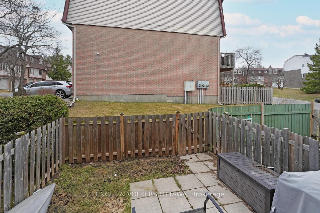 Photo 28 of 403 Pickford Drive, Ottawa, Kanata - Katimavik — HOMEH