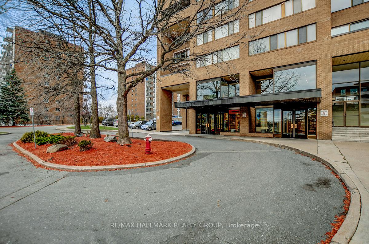Photo 2 of Unit 1006, 505 St Laurent Boulevard, Ottawa, Viscount Alexander Park — HOMEH