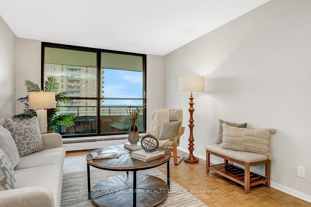 Photo 9 of Unit 1006, 505 St Laurent Boulevard, Ottawa, Viscount Alexander Park — HOMEH