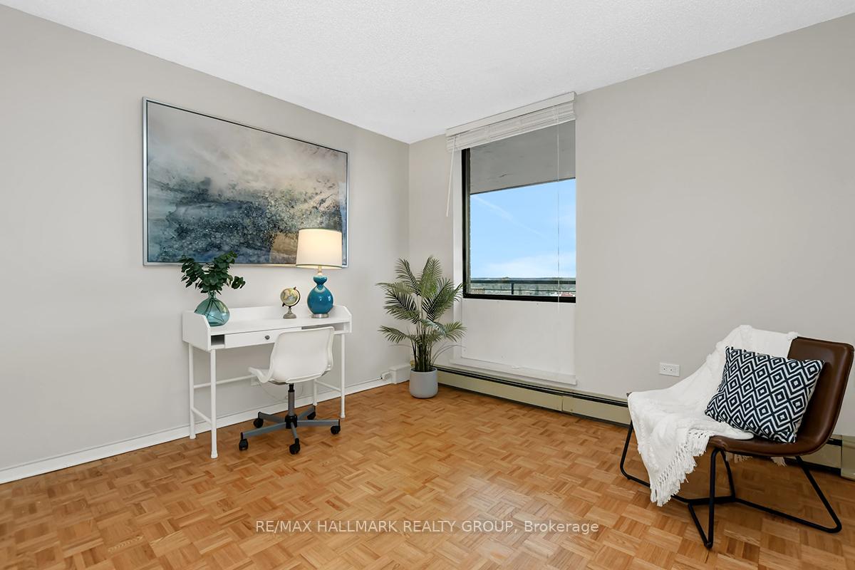 Photo 19 of Unit 1006, 505 St Laurent Boulevard, Ottawa, Viscount Alexander Park — HOMEH