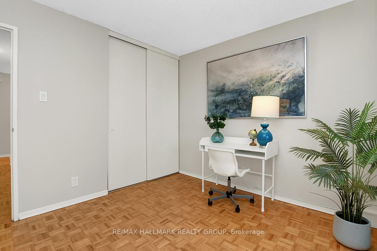 Photo 20 of Unit 1006, 505 St Laurent Boulevard, Ottawa, Viscount Alexander Park — HOMEH