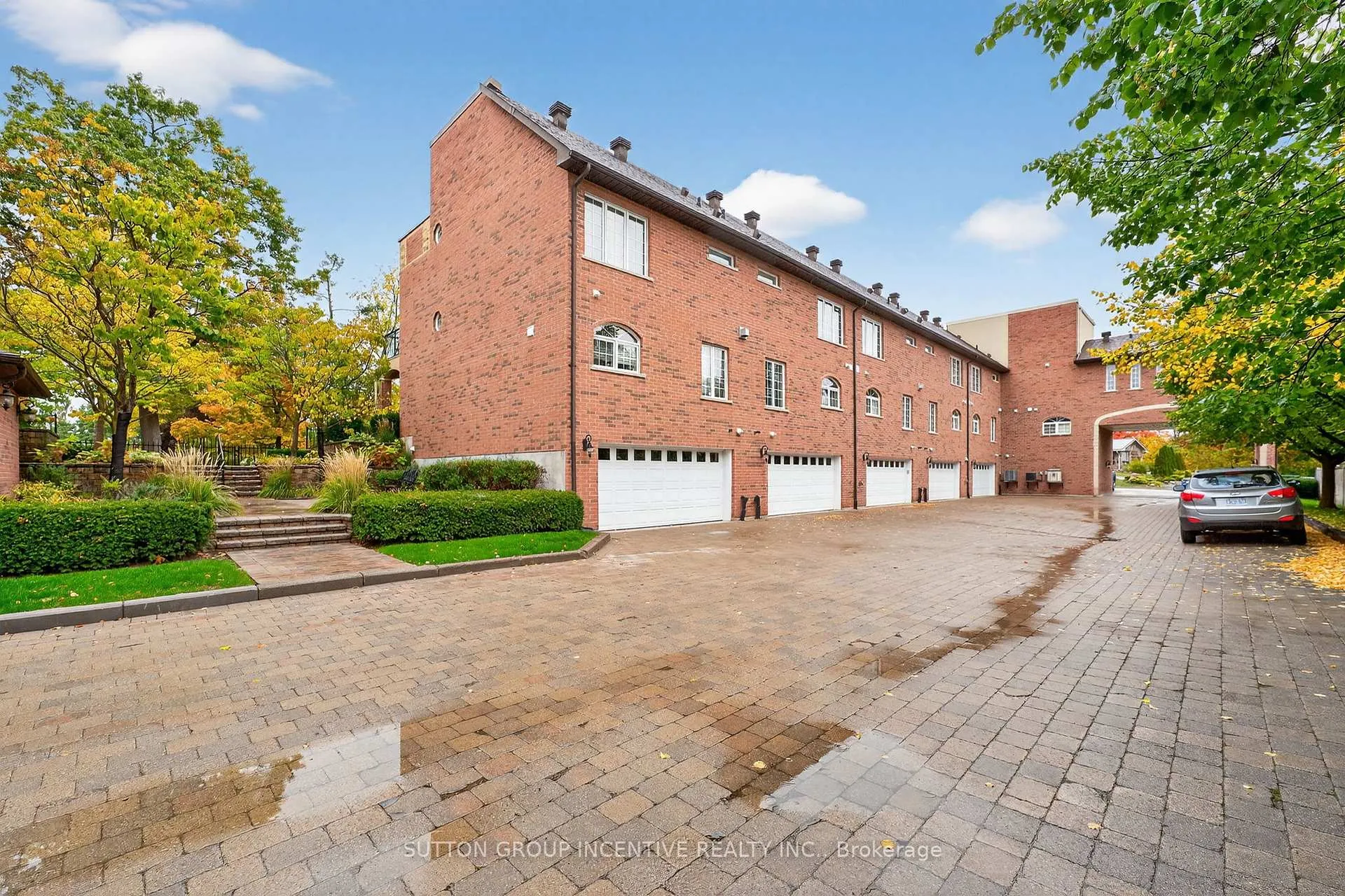 Photo 48 of 23 White Oaks Road, Barrie, Lakeshore — HOMEH