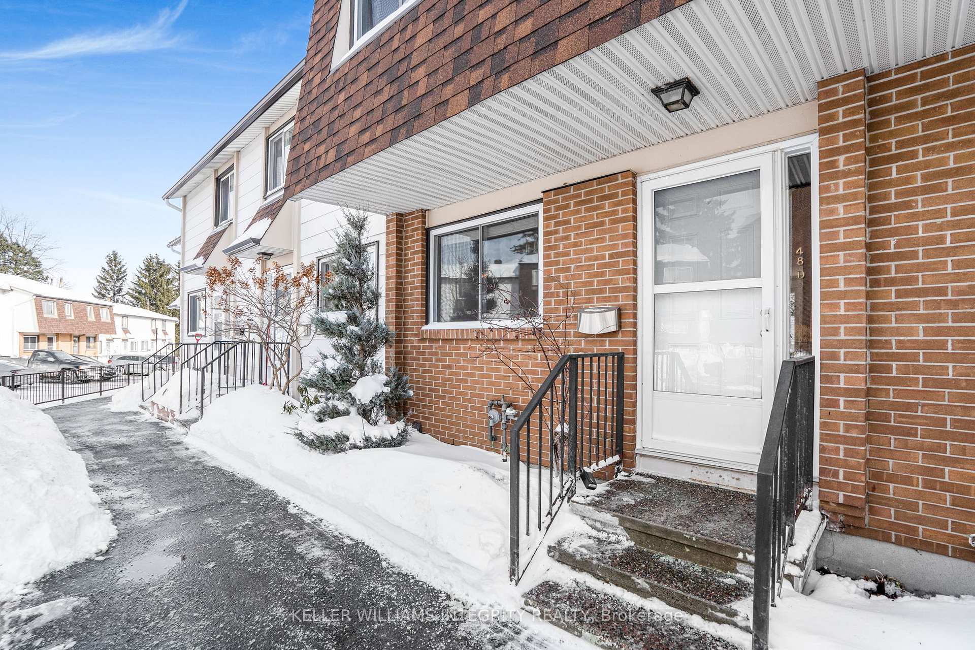 Photo 2 of Unit D, 48 Sumac Street, Ottawa, Beacon Hill South — HOMEH