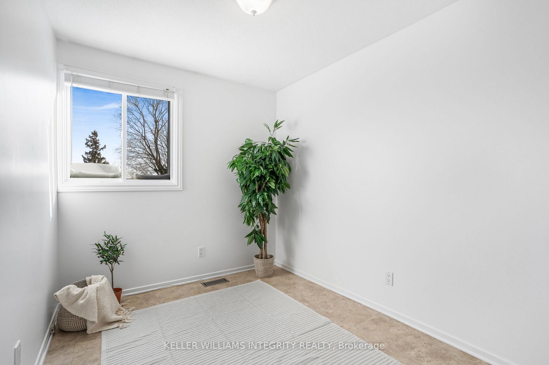 Photo 19 of Unit D, 48 Sumac Street, Ottawa, Beacon Hill South — HOMEH