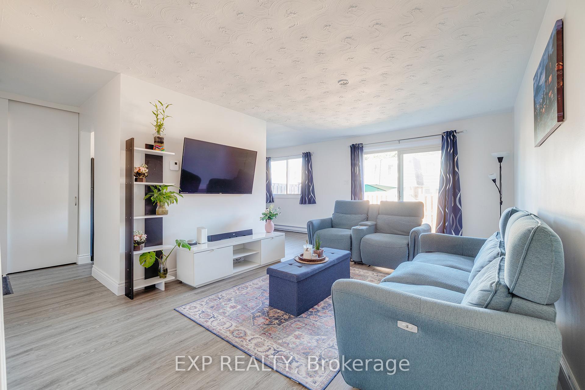 Photo 1 of Unit 5, 320 Traynor Avenue, Kitchener — HOMEH