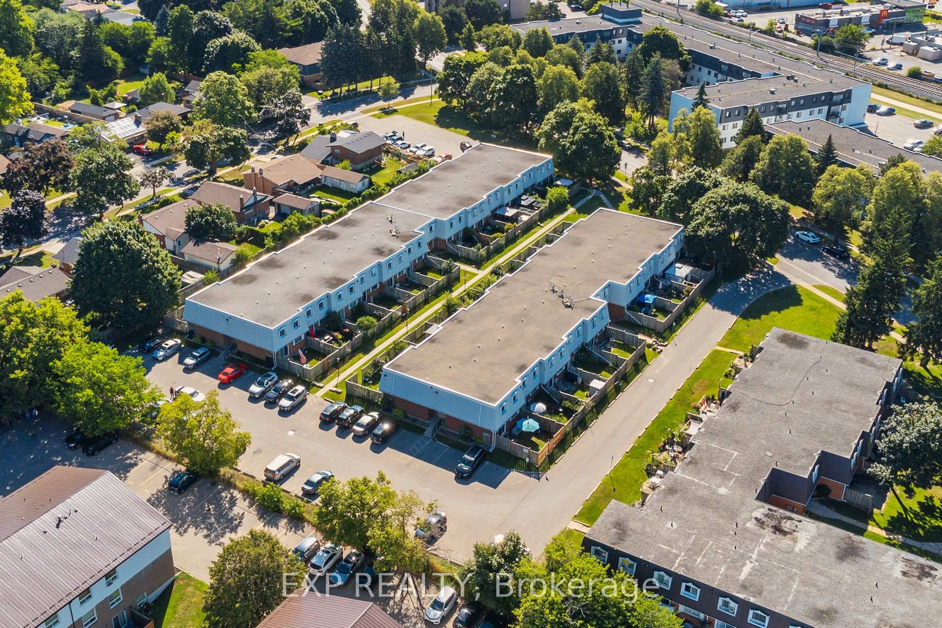 Photo 2 of Unit 5, 320 Traynor Avenue, Kitchener — HOMEH