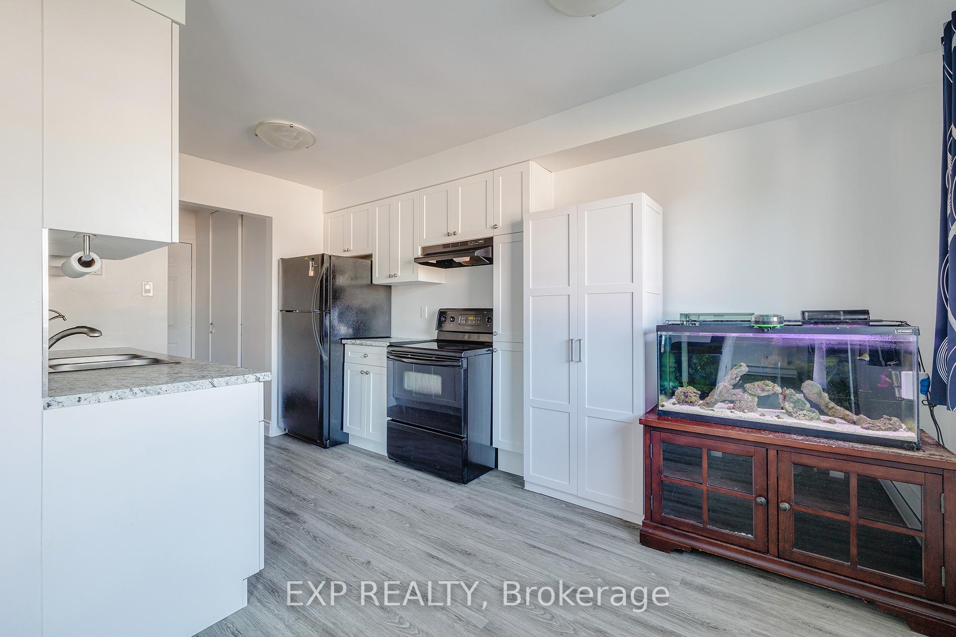 Photo 6 of Unit 5, 320 Traynor Avenue, Kitchener — HOMEH