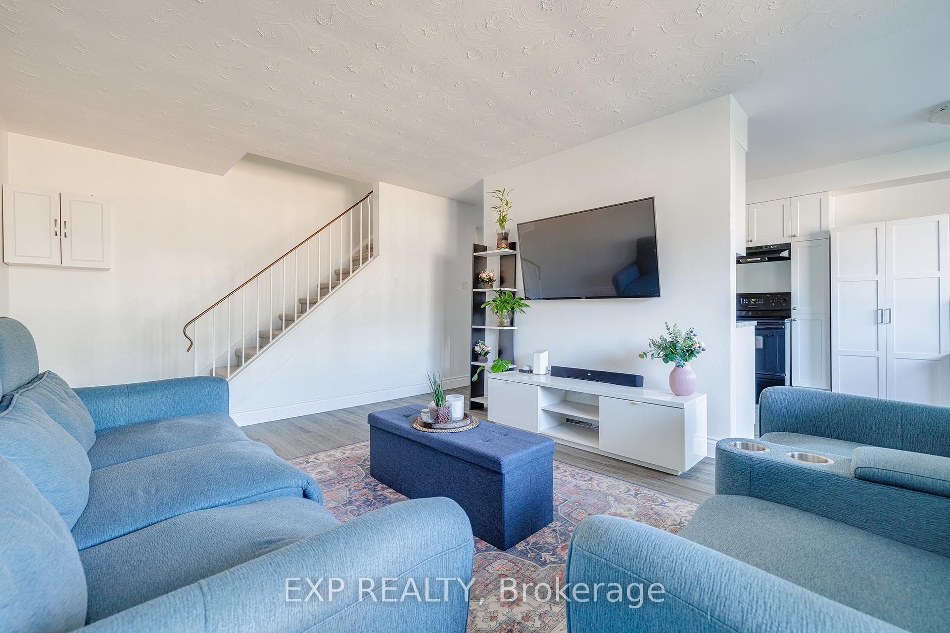 Photo 9 of Unit 5, 320 Traynor Avenue, Kitchener — HOMEH