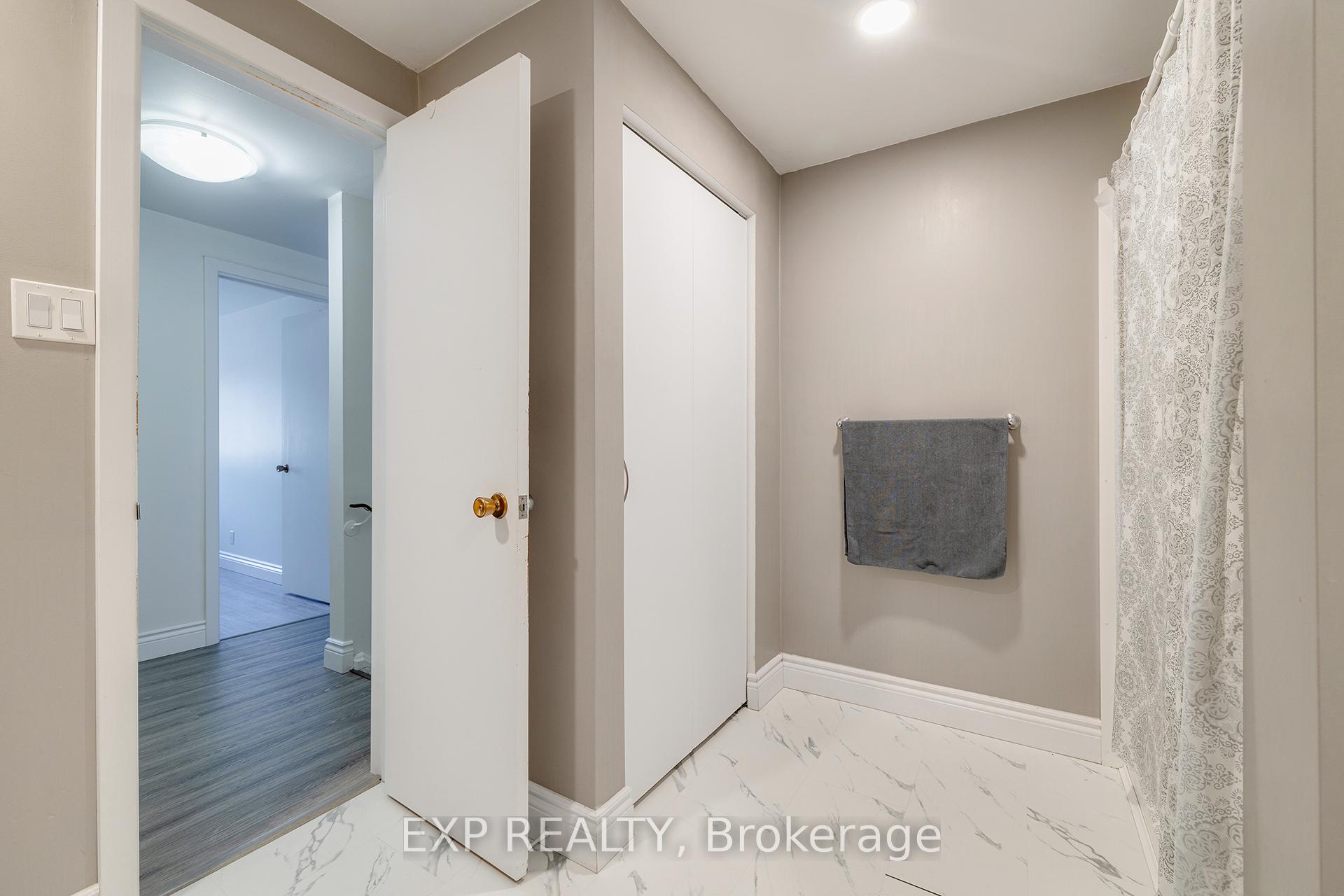 Photo 15 of Unit 5, 320 Traynor Avenue, Kitchener — HOMEH