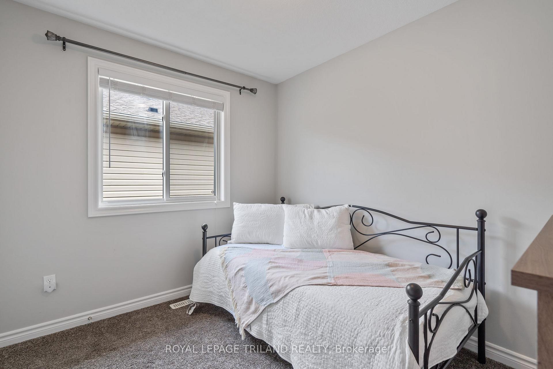 Photo 15 of 208B Marsh Line, Dutton/Dunwich, Dutton — HOMEH
