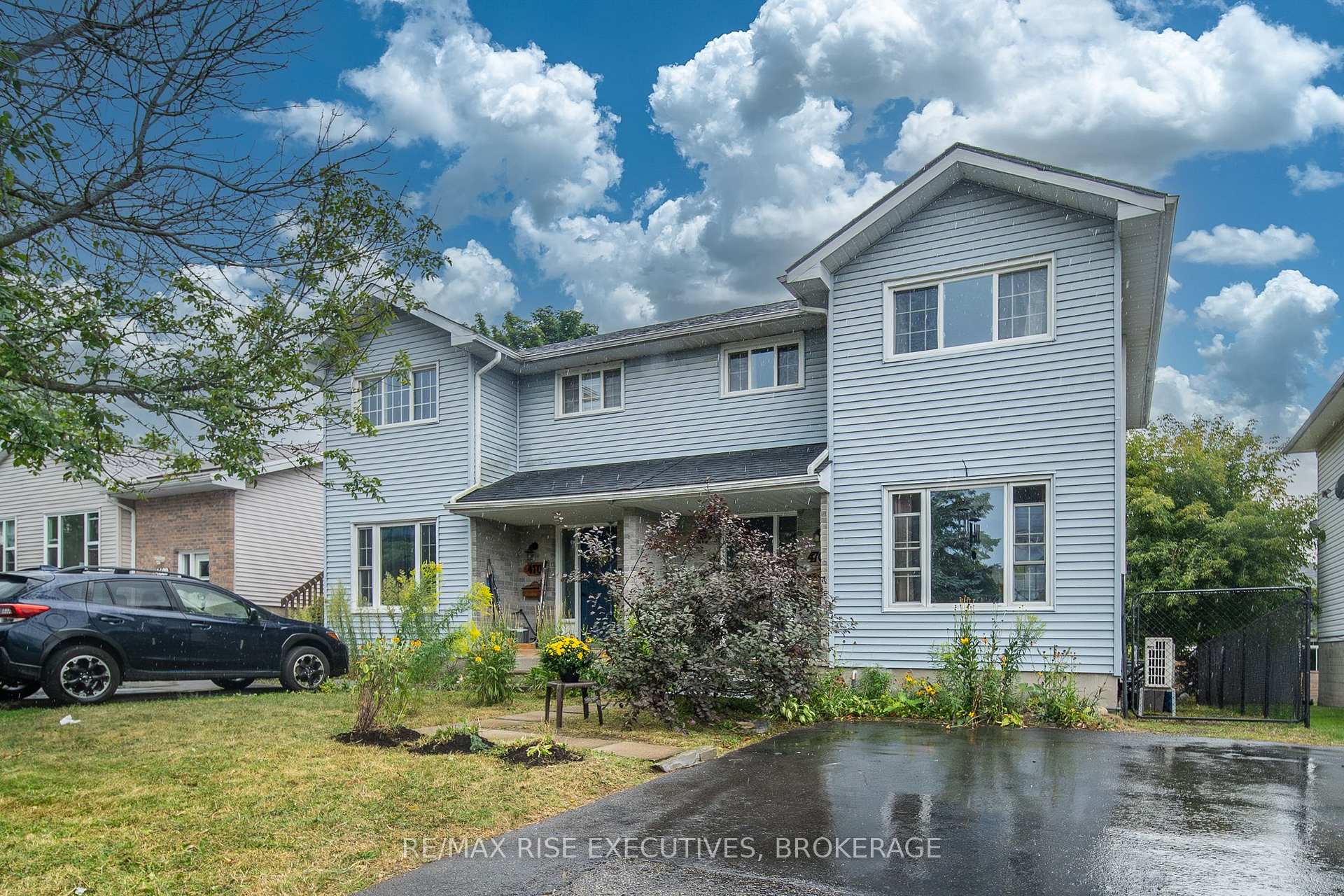 Photo 2 of 470A Henrietta Street, Gananoque — HOMEH