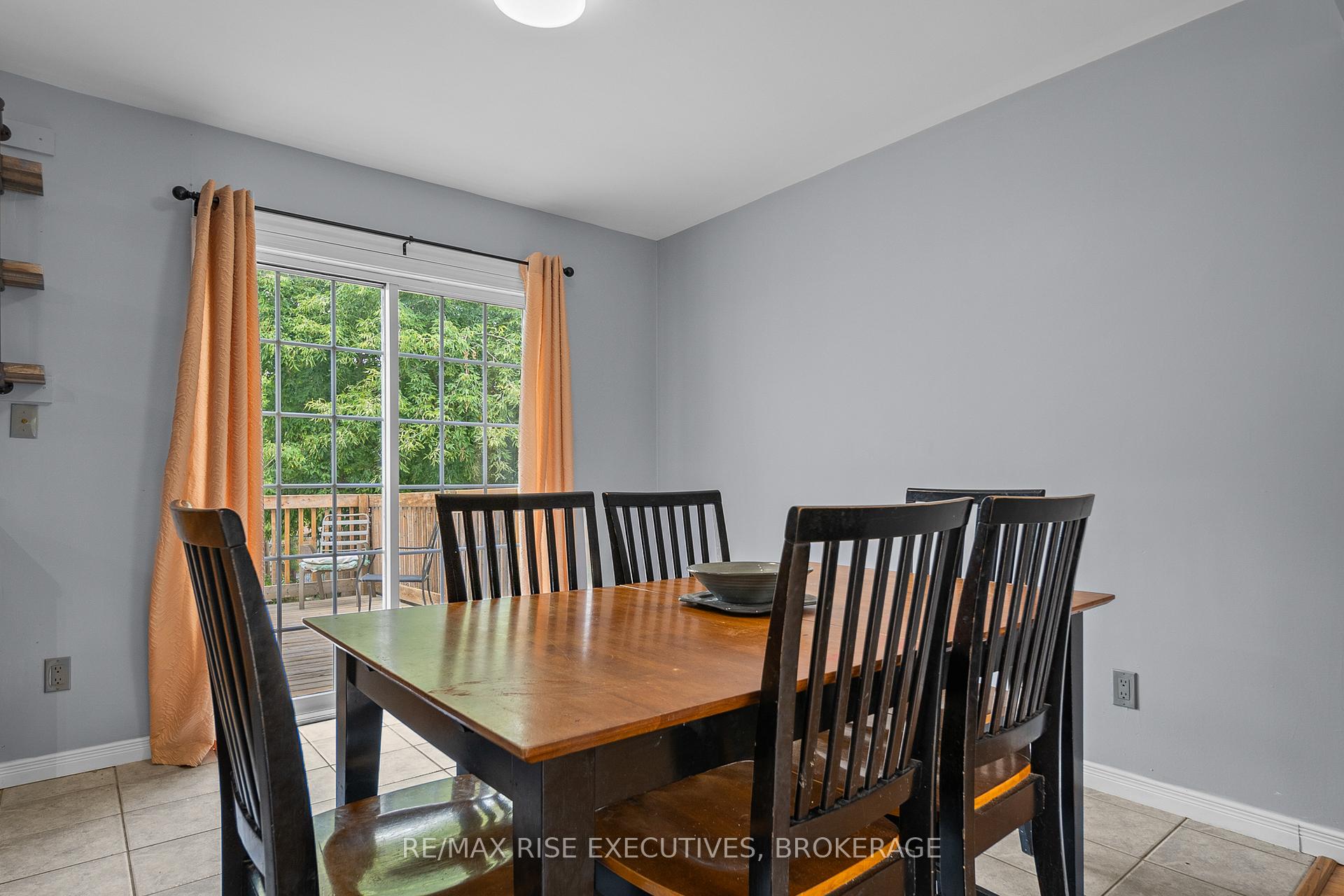 Photo 11 of 470A Henrietta Street, Gananoque — HOMEH