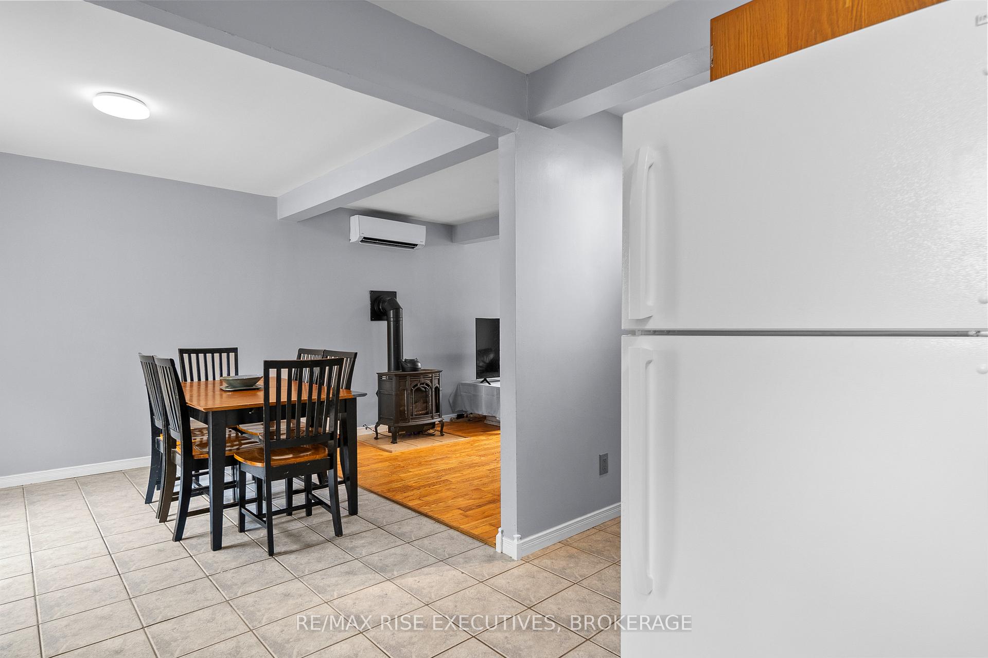 Photo 17 of 470A Henrietta Street, Gananoque — HOMEH
