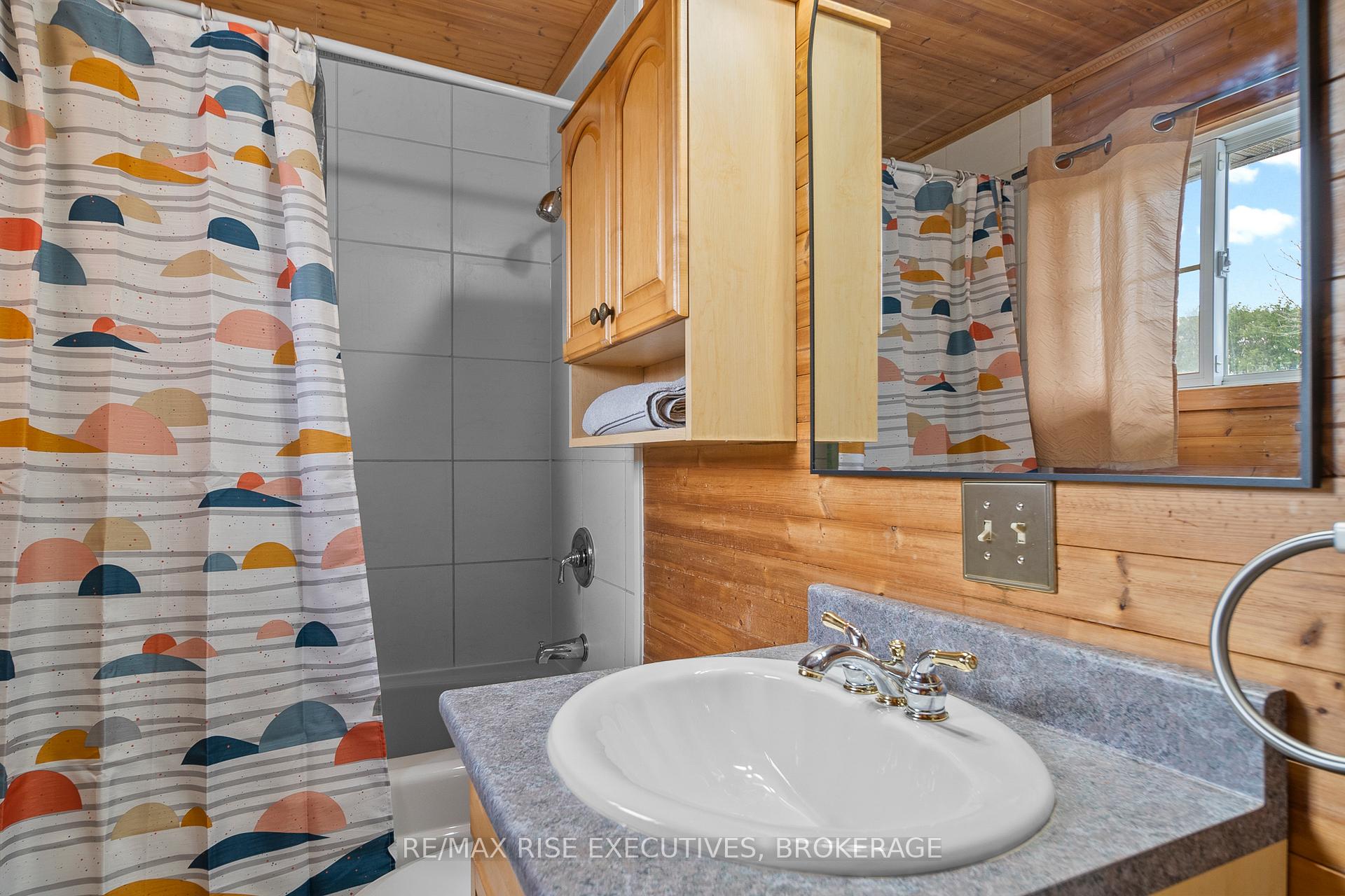 Photo 22 of 470A Henrietta Street, Gananoque — HOMEH