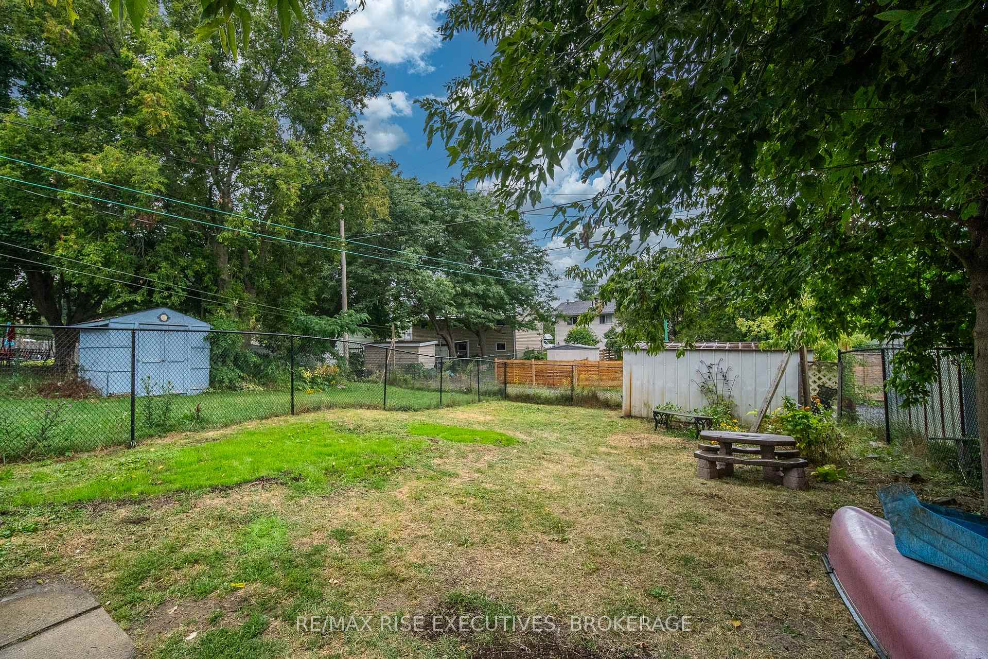 Photo 35 of 470A Henrietta Street, Gananoque — HOMEH