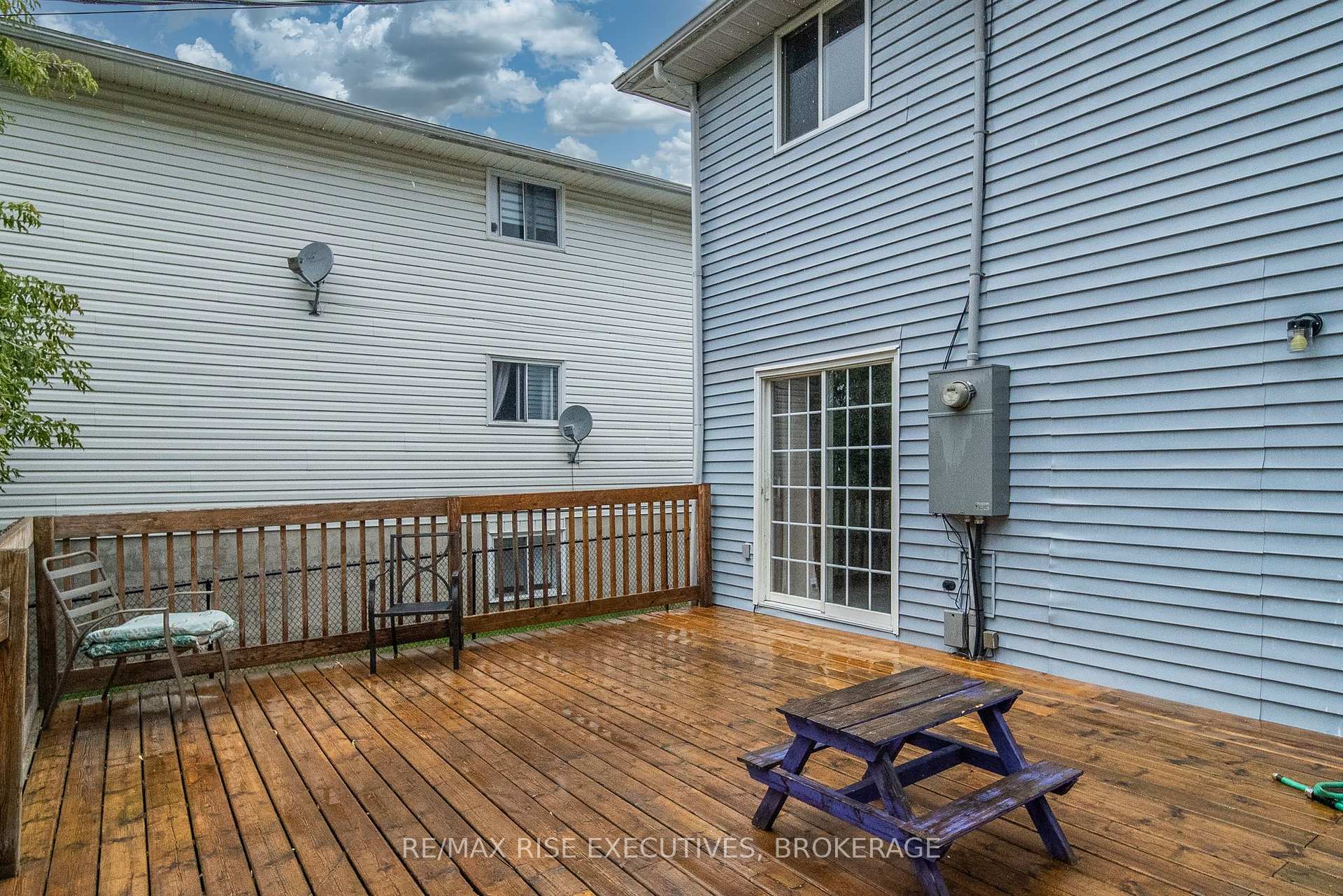 Photo 38 of 470A Henrietta Street, Gananoque — HOMEH