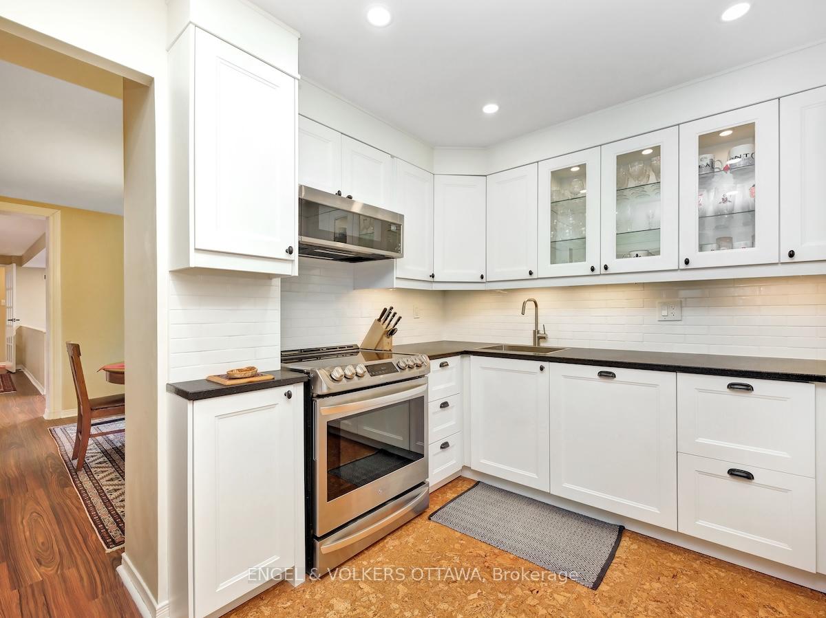 Photo 22 of Unit 406, 373 Laurier Avenue E, Ottawa, Sandy Hill — HOMEH