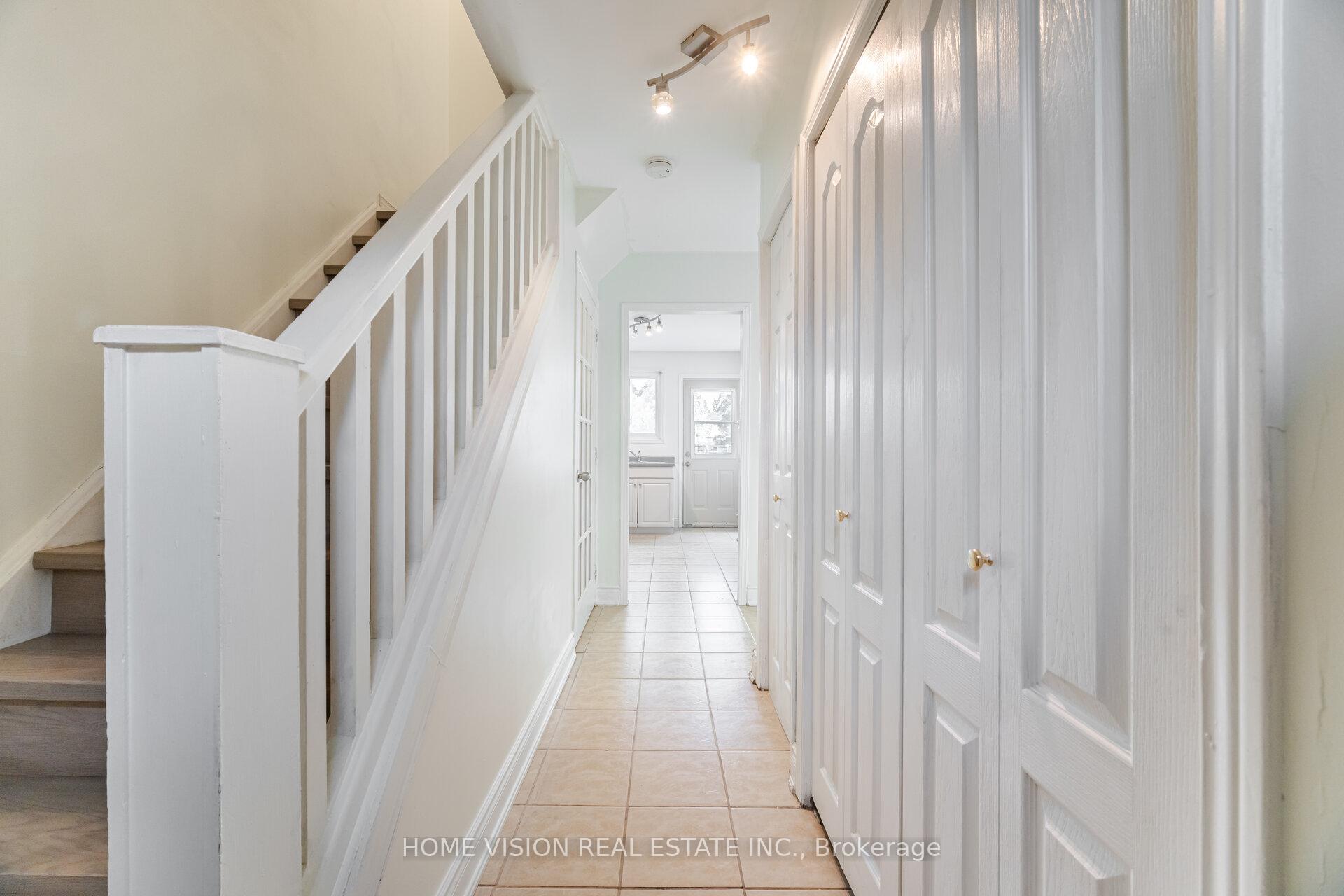 Photo 5 of Unit 49, 1350 Limeridge Road E, Hamilton, Trenholme — HOMEH