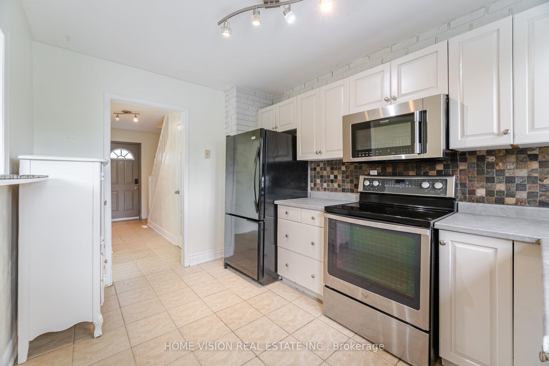 Photo 6 of Unit 49, 1350 Limeridge Road E, Hamilton, Trenholme — HOMEH