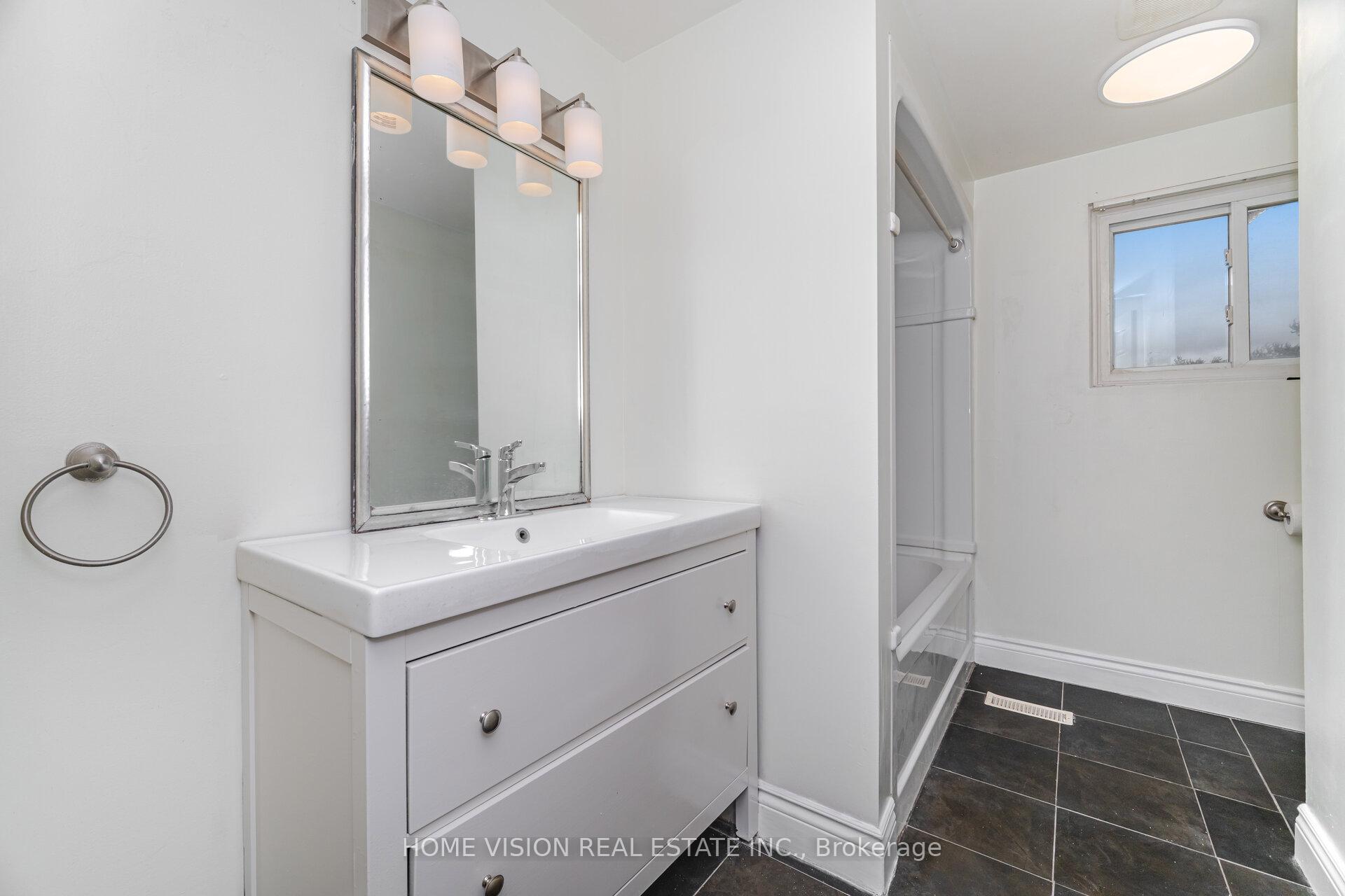 Photo 26 of Unit 49, 1350 Limeridge Road E, Hamilton, Trenholme — HOMEH