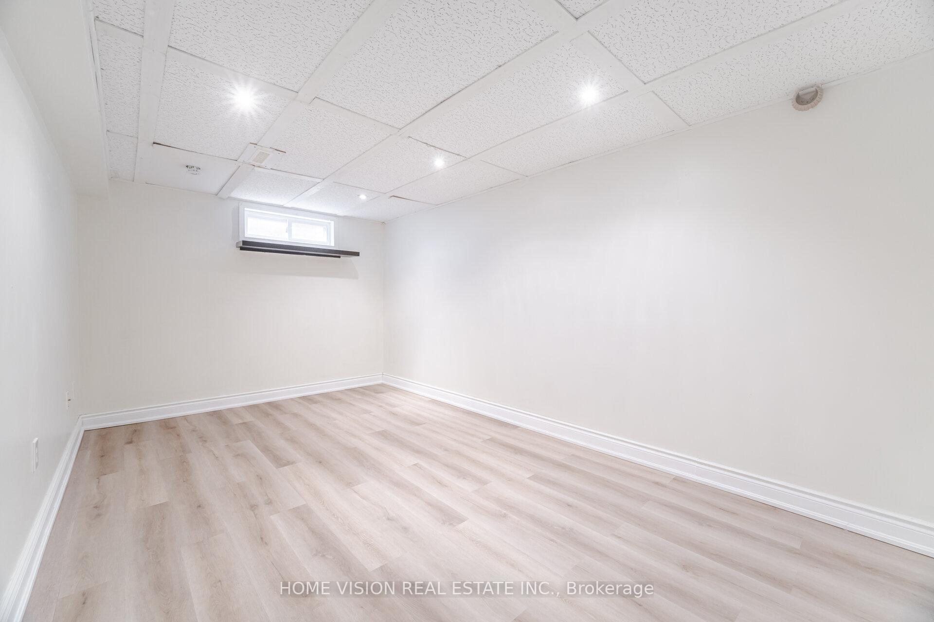 Photo 31 of Unit 49, 1350 Limeridge Road E, Hamilton, Trenholme — HOMEH
