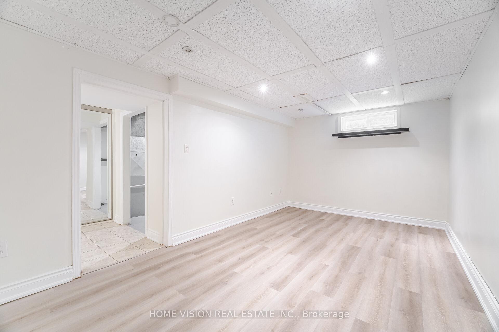 Photo 33 of Unit 49, 1350 Limeridge Road E, Hamilton, Trenholme — HOMEH