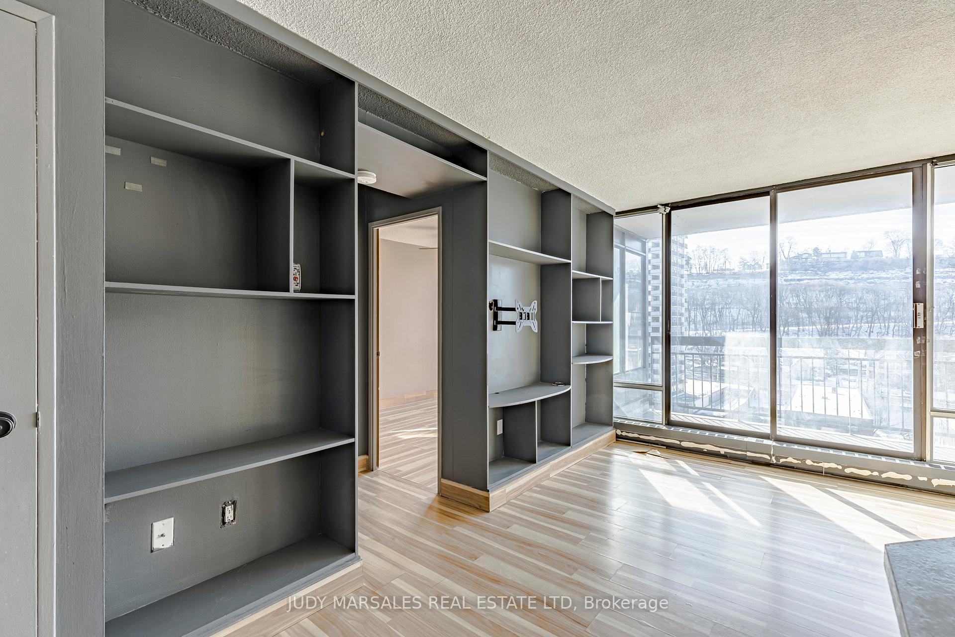 Photo 10 of Unit 2107, 150 Charlton Avenue E, Hamilton, Corktown — HOMEH