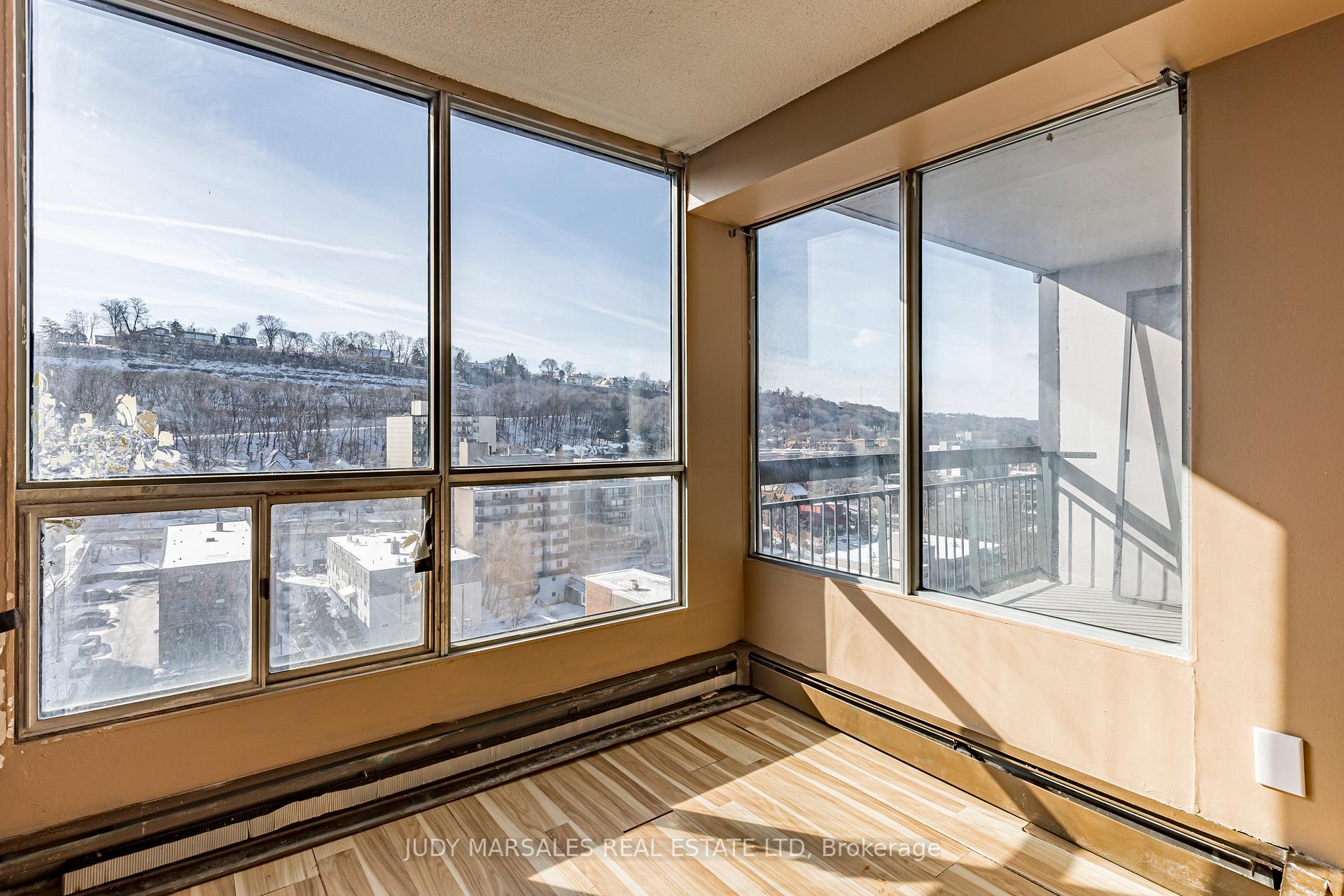 Photo 18 of Unit 2107, 150 Charlton Avenue E, Hamilton, Corktown — HOMEH