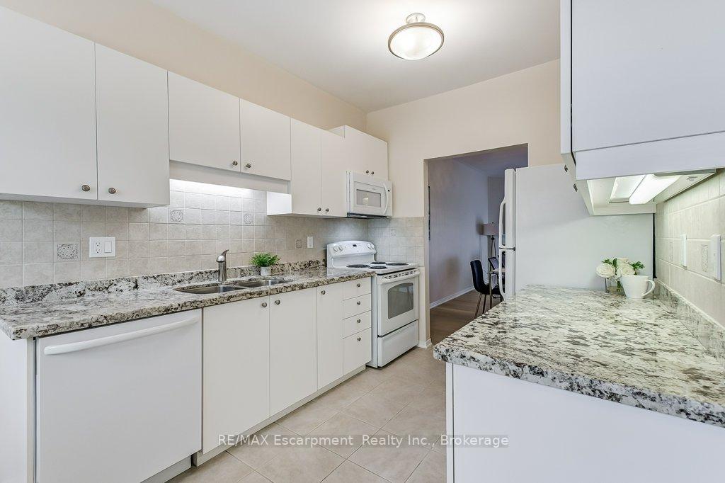 Photo 5 of Unit 34, 20 Kitty Murray Lane, Hamilton, Meadowlands — HOMEH